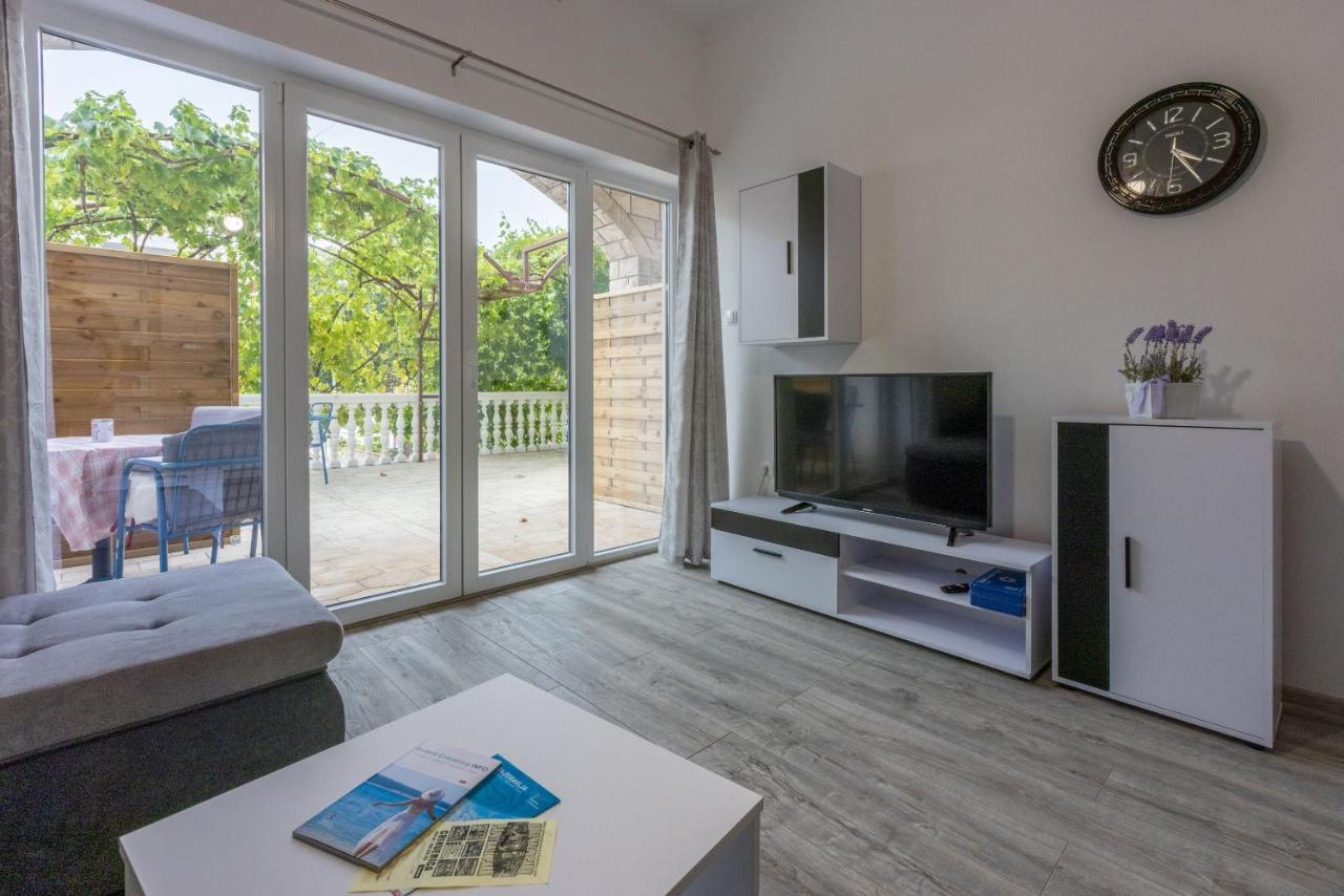 Apartments Ankica Цриквеница Экстерьер фото