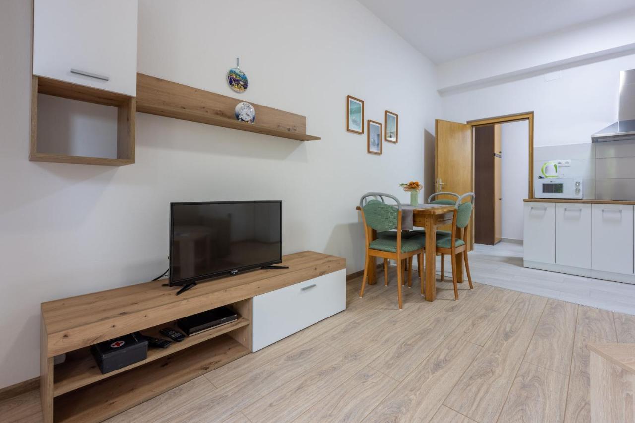 Apartments Ankica Цриквеница Экстерьер фото