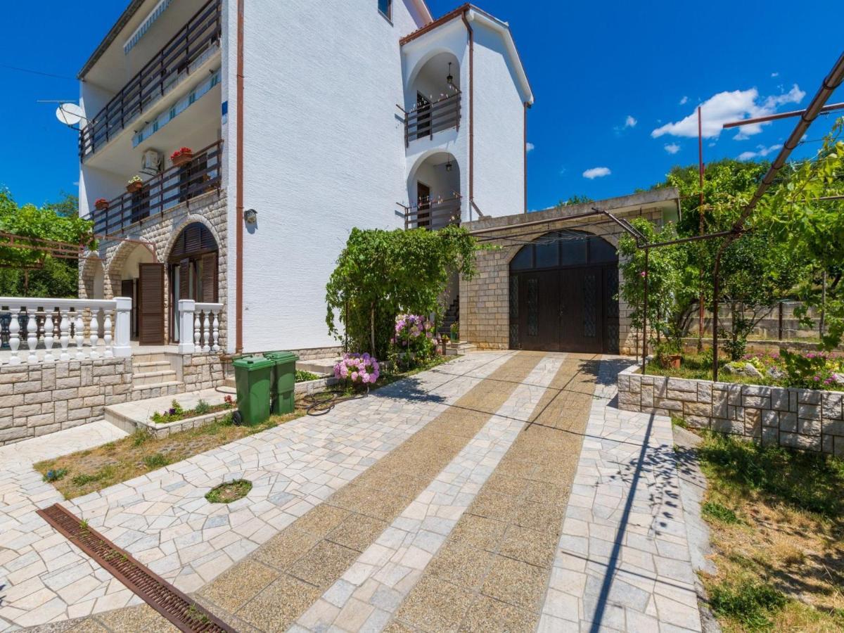 Apartments Ankica Цриквеница Экстерьер фото